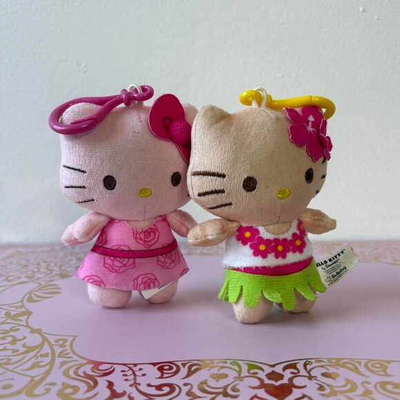 Hello Kitty Keychain Bundle Lot 2 Sanrio Charm Bag Purse Accessories - Picture 1 of 5